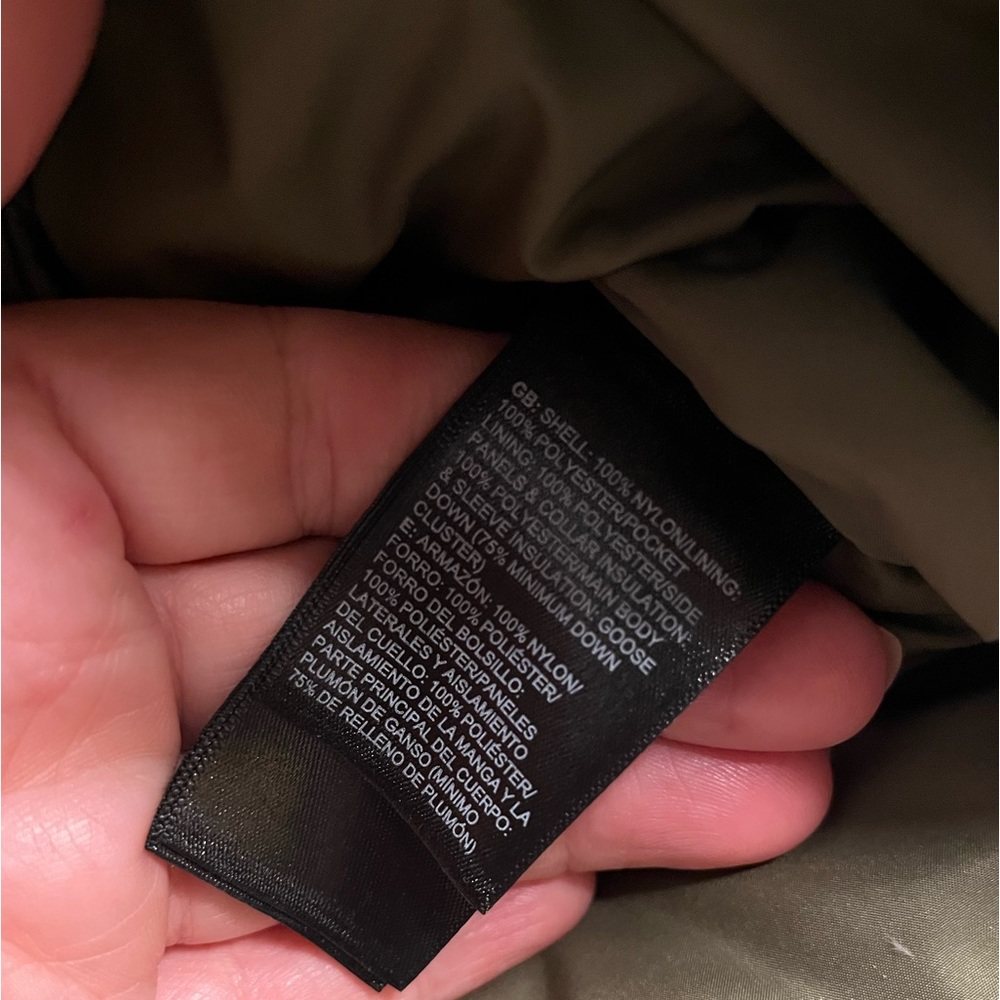 Sassy Shiny North Face jacket - Picture 5 of 5